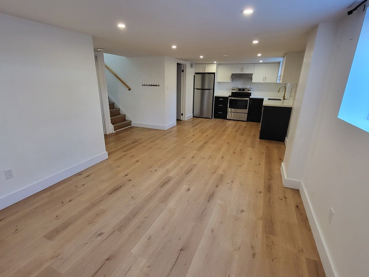 600 Shakespeare Avenue #2 - Photo 3 of 11