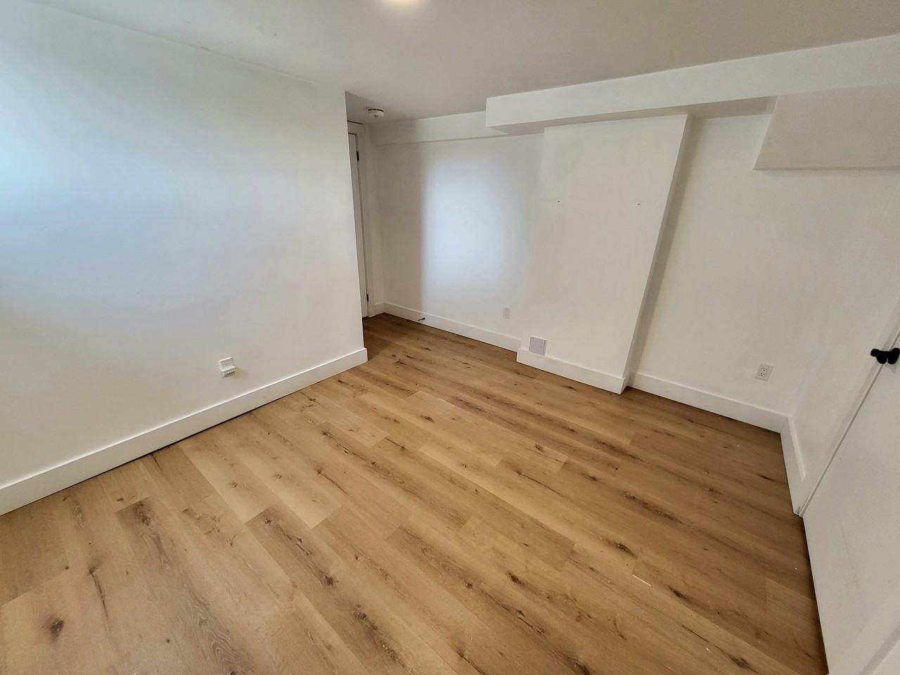 600 Shakespeare Avenue #2 - Photo 7 of 11