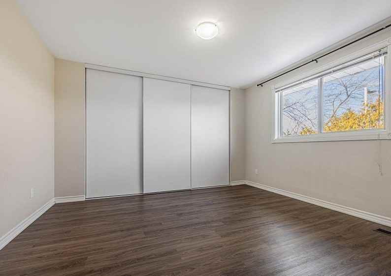 114 Kennard Avenue - Photo 3 of 14