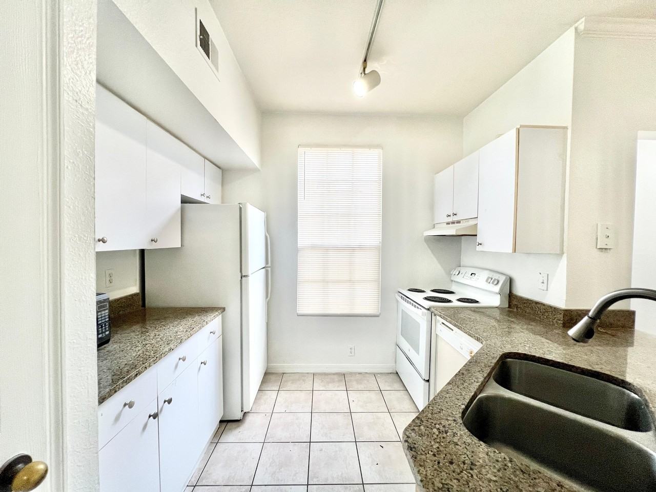 6356 Raleigh St #1503 - Photo 5 of 13