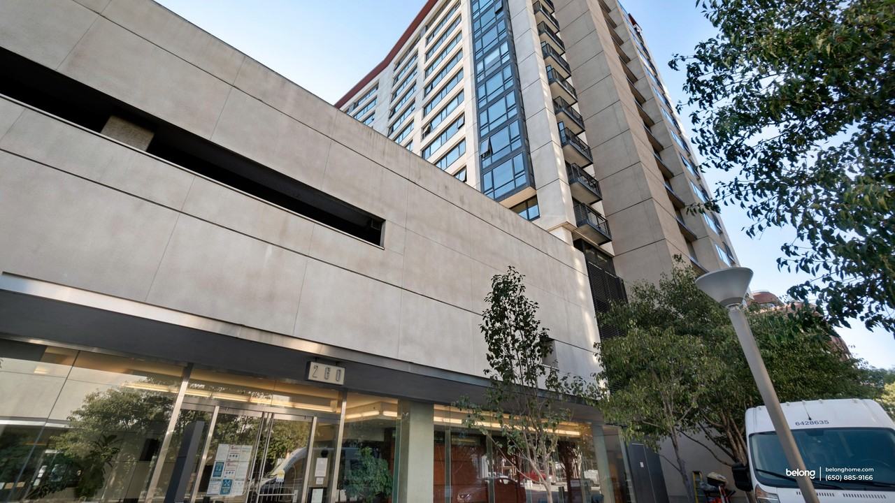 260 King St #719 - Photo 4 of 8