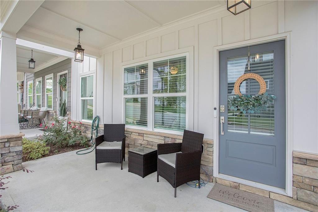 1961 James Red Moore Blvd - Photo 3 of 50