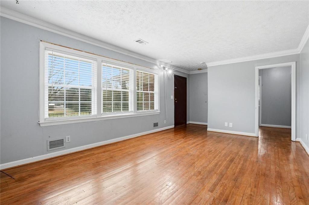 5205 Five Forks Trickum Rd Sw - Photo 4 of 28