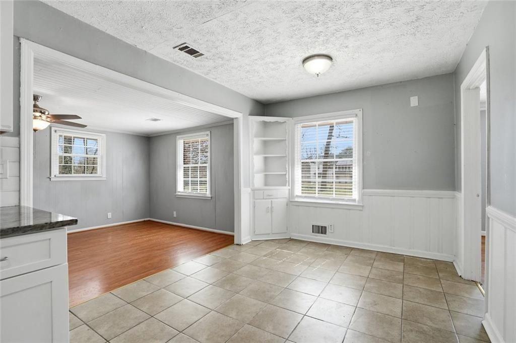 5205 Five Forks Trickum Rd Sw - Photo 6 of 28