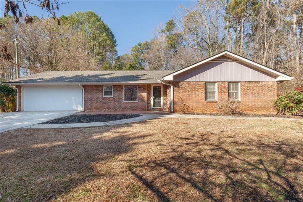 390 Tidwell Rd - Photo 2 of 28
