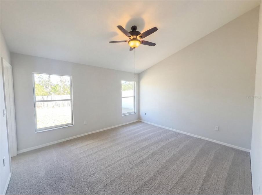 166 Greenwich St - Photo 2 of 18