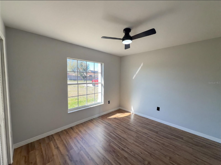 166 Greenwich St - Photo 4 of 18