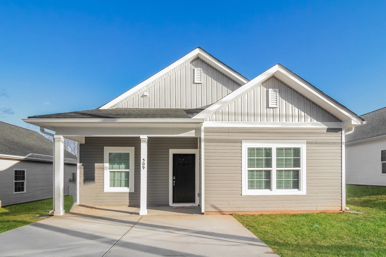 708 708 N 6th St - Photo 2 of 16