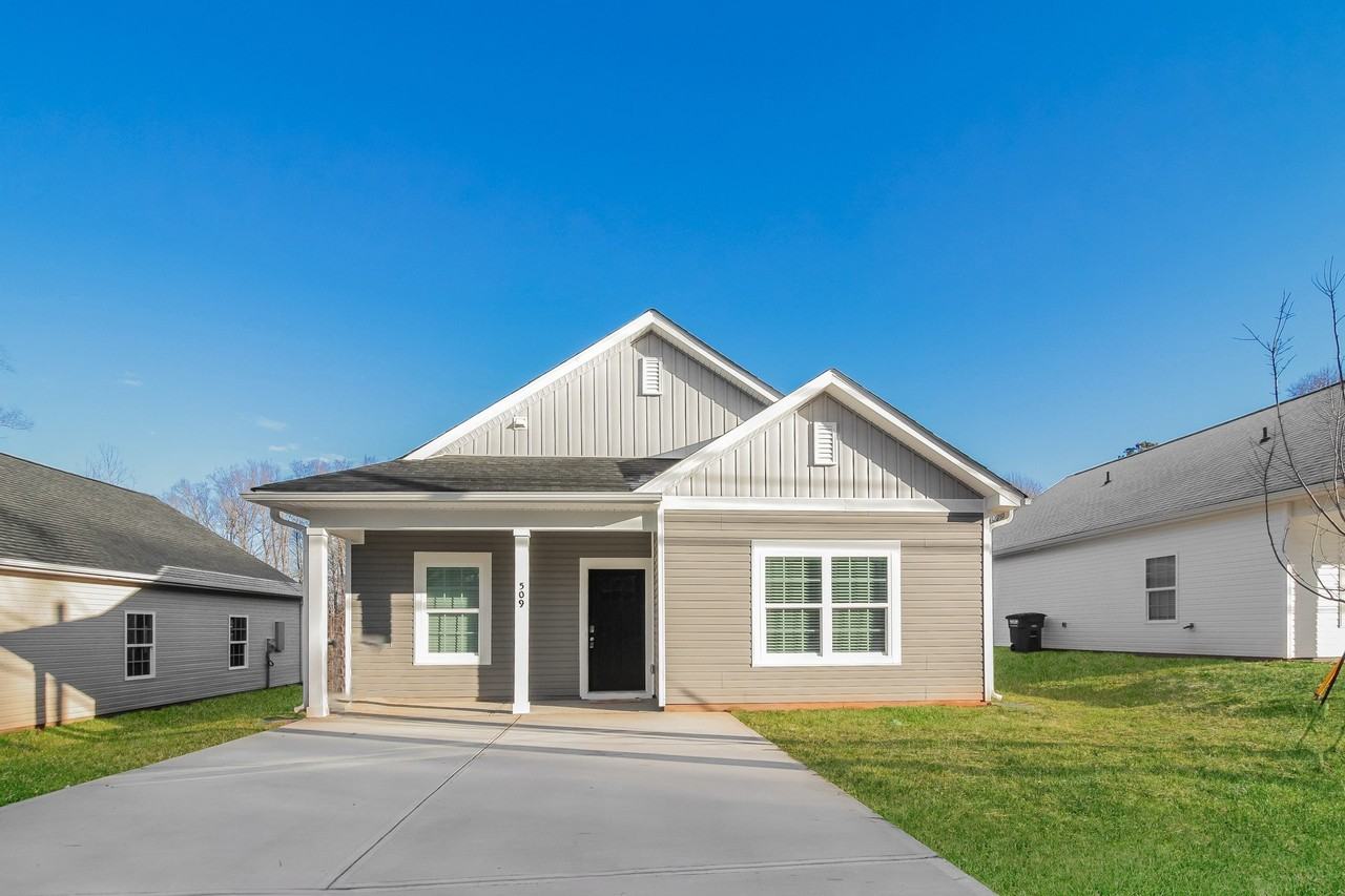 708 708 N 6th St - Photo 3 of 16