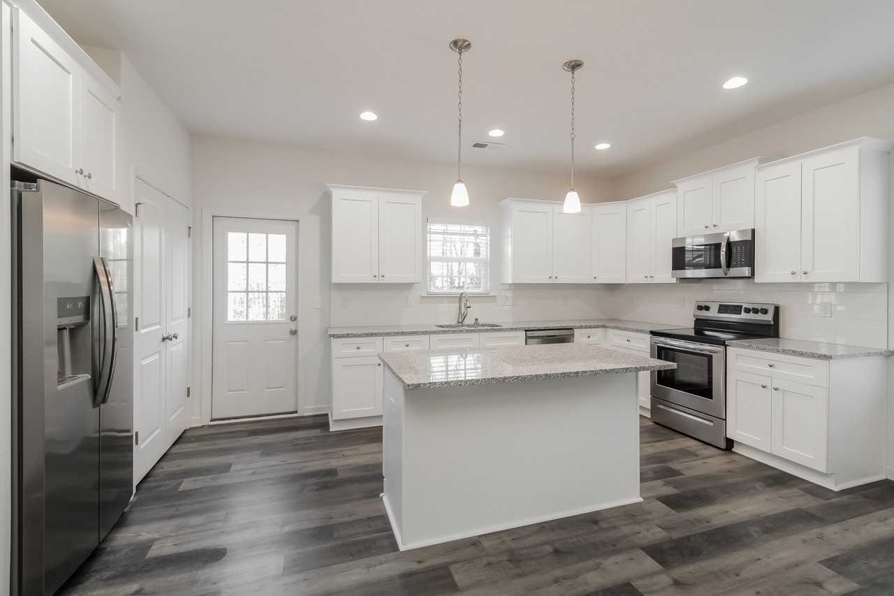 708 708 N 6th St - Photo 7 of 16