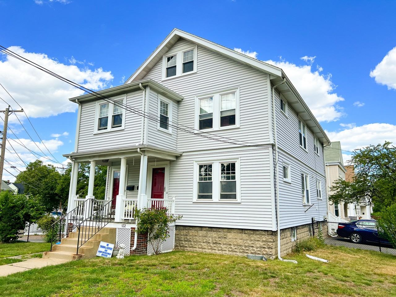 132 Dexter Ave - Photo 3 of 8