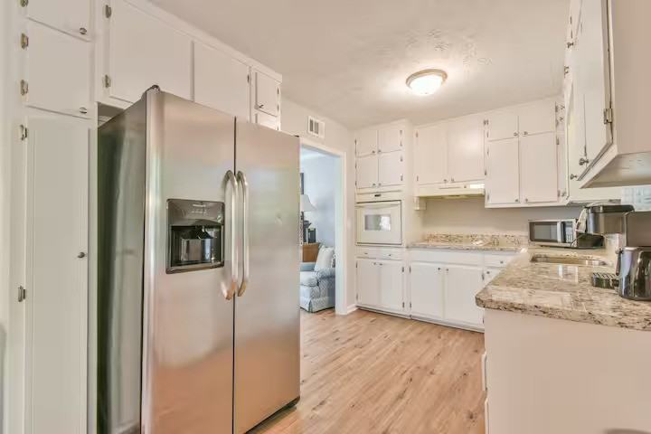 1125 Amber Rdg Sw - Photo 3 of 11