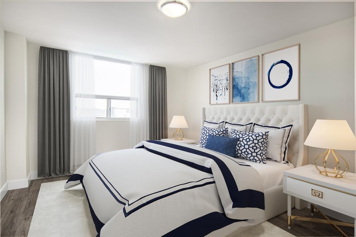 8 Oakwood Avenue North - Photo 3 of 15