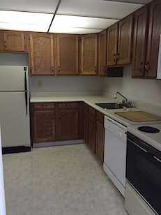 Coachman House - Photo 7 of 16