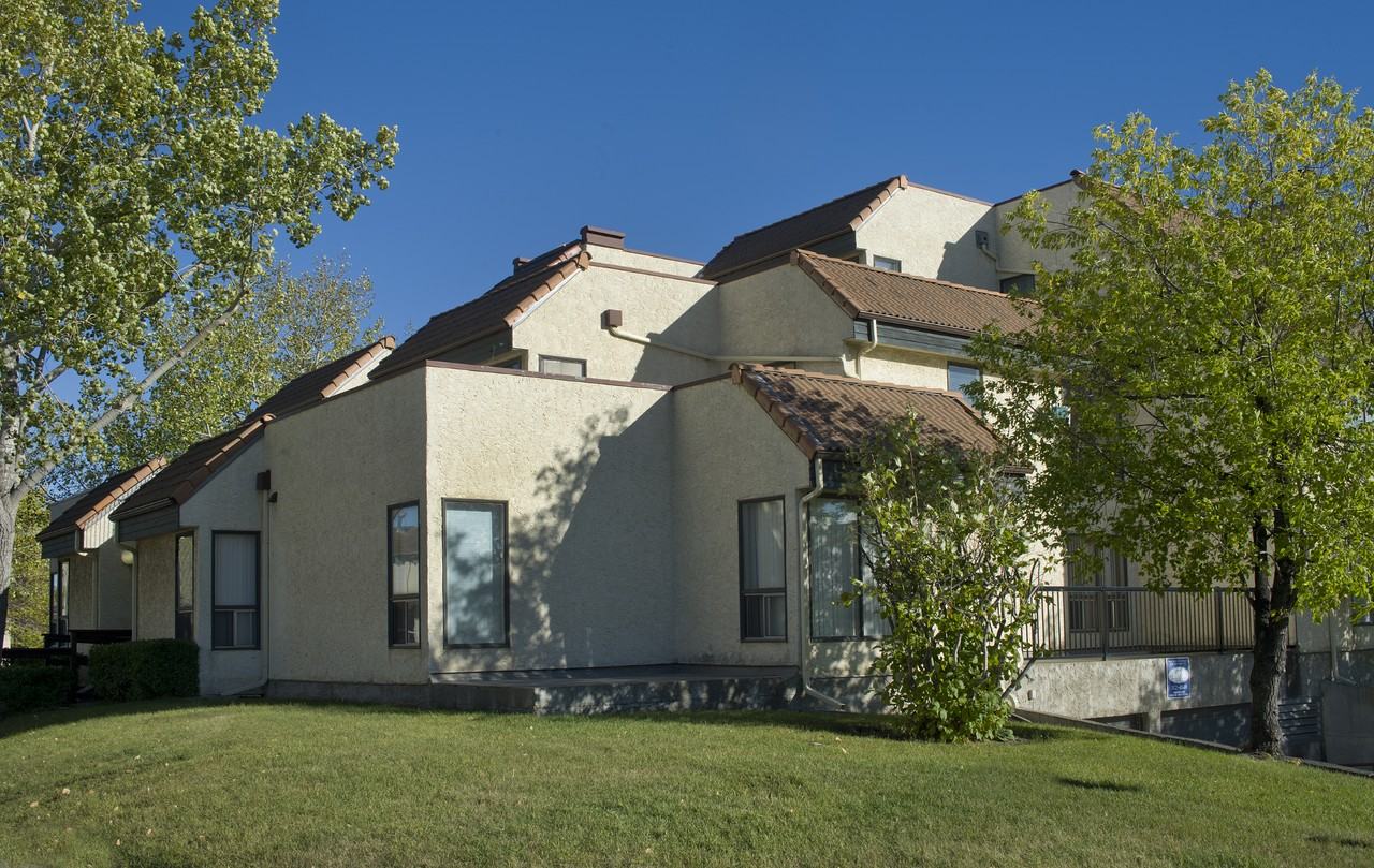 Temple Green Apartments - Photo 2 of 7