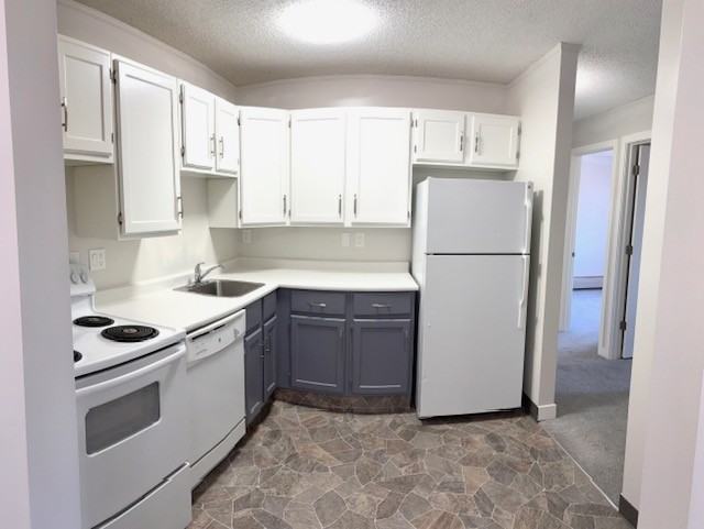 Meadowbrook Apartments - Photo 3 of 16