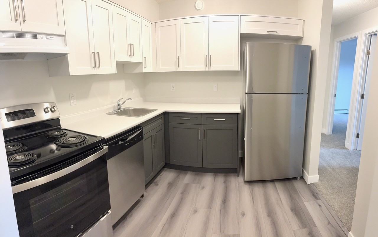 Meadowbrook Apartments - Photo 6 of 16