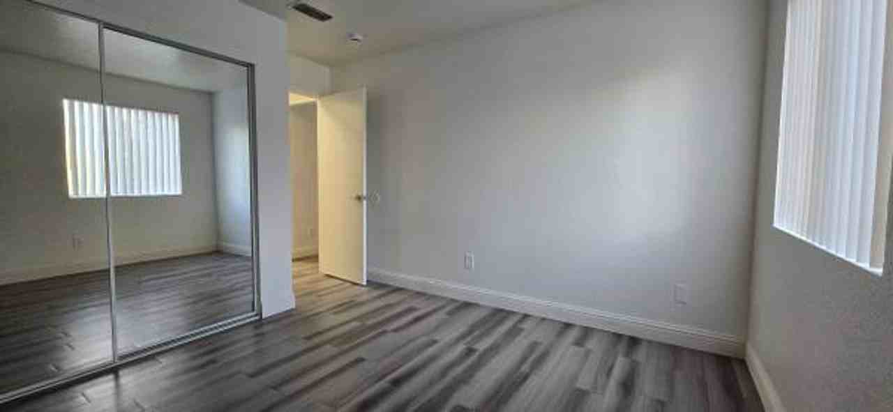 3800 Madison Ave - Photo 4 of 23