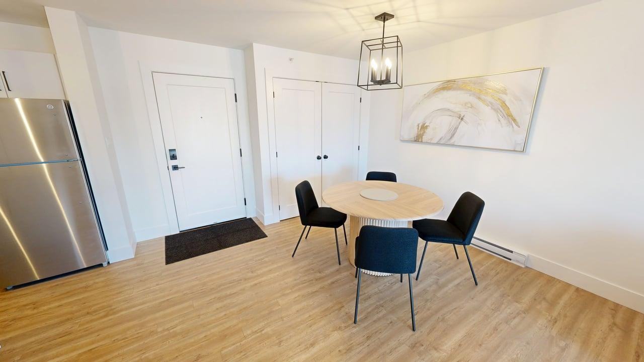 Furnished Short Term Rental - Photo 6 of 19