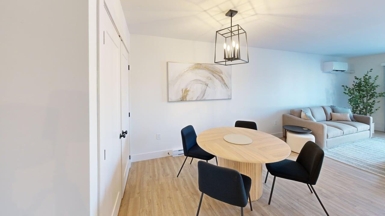 Furnished Short Term Rental - Photo 7 of 19