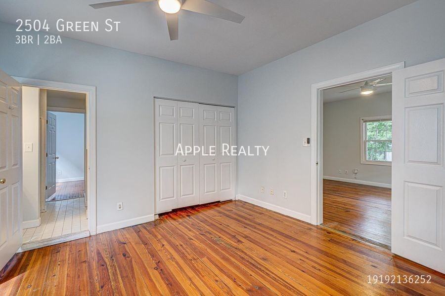 2504 Green St - Photo 6 of 23