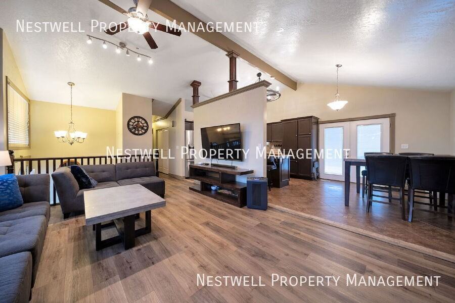 8419 S Grambling Way - Photo 3 of 29