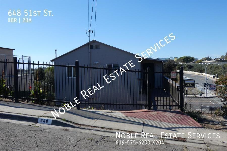 648 51st St - Photo 3 of 14