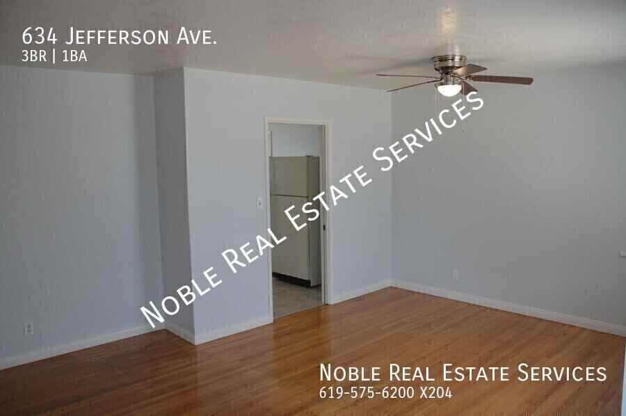 634 Jefferson Ave - Photo 5 of 28