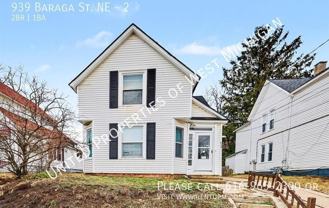 939 Baraga St Ne #2 - Photo 1 of 1