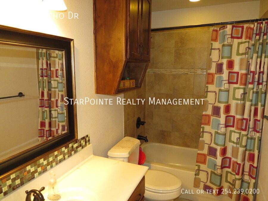 2505 Mugho Dr - Photo 3 of 19