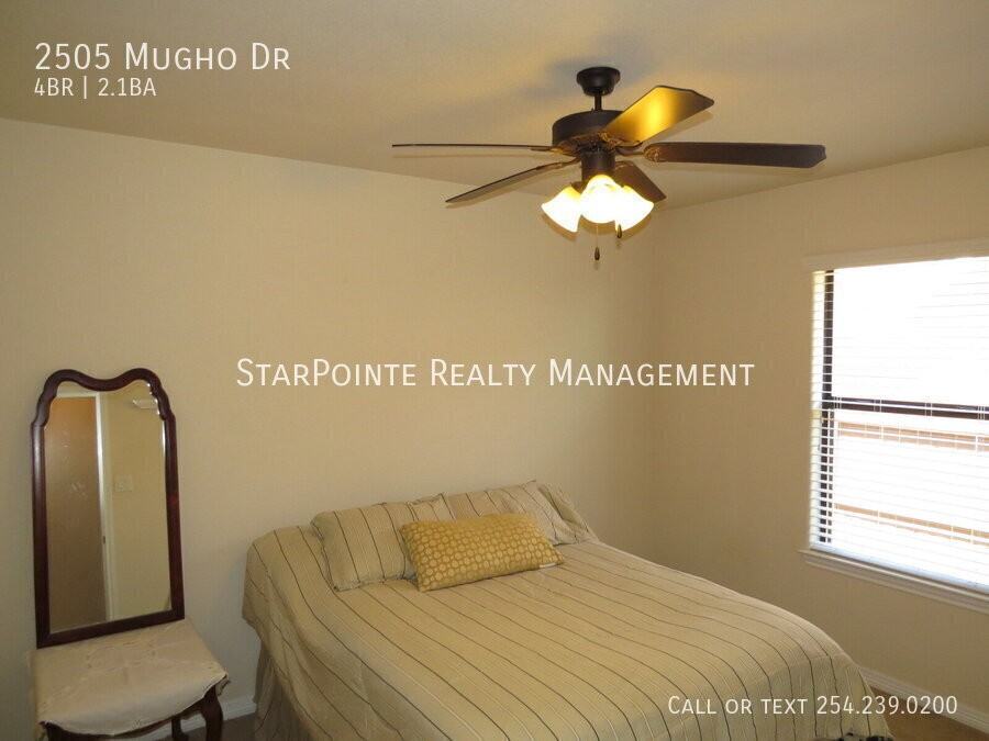 2505 Mugho Dr - Photo 4 of 19