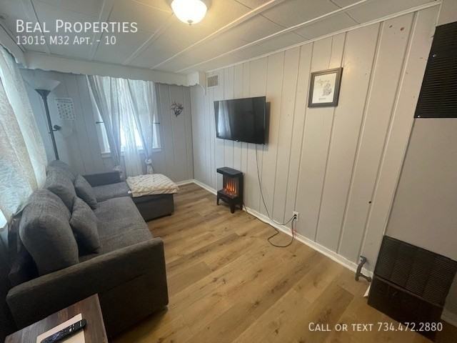 M32 APT & #10 - Photo 2 of 5