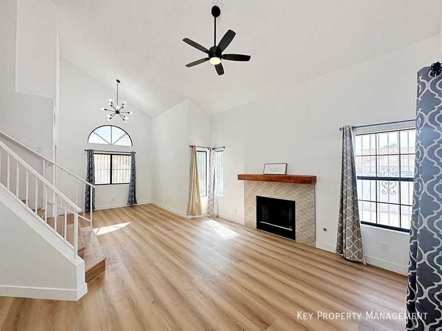 7040 Encore Way - Photo 4 of 46