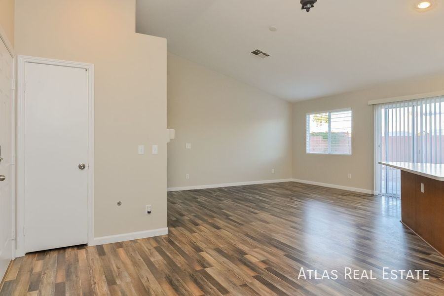 6044 Pele St - Photo 4 of 22