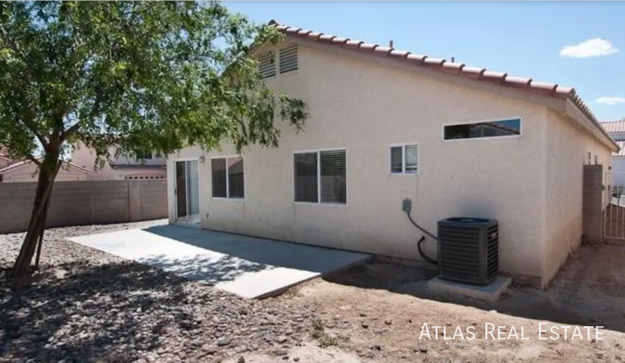 5508 Cloudy Glen St - Photo 7 of 13