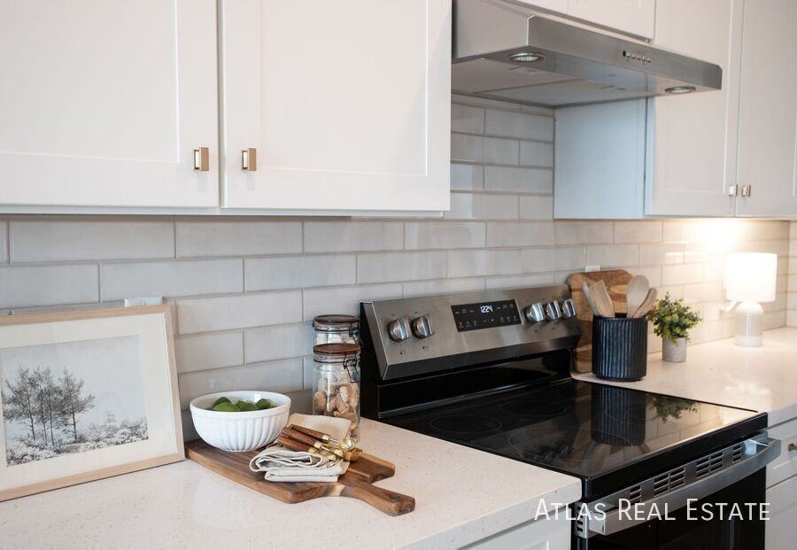 1112 W Villa Theresa Dr - Photo 4 of 21