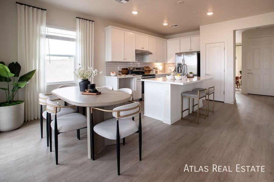 1112 W Villa Theresa Dr - Photo 5 of 21