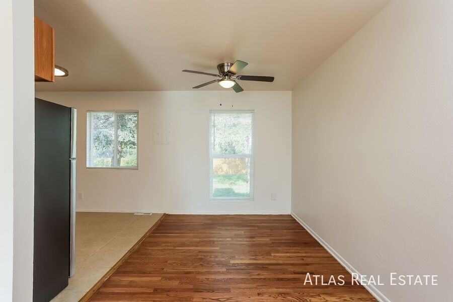 649 Evanston St - Photo 5 of 20