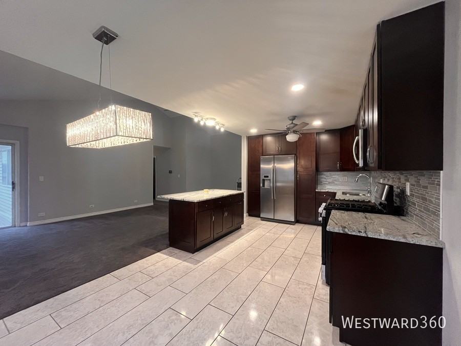 1587 Stonehill Ct #C - Photo 3 of 33