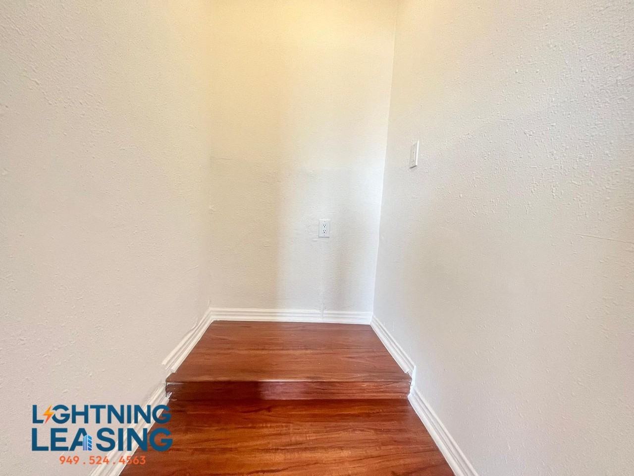 2748 San Marino St #21A - Photo 5 of 5