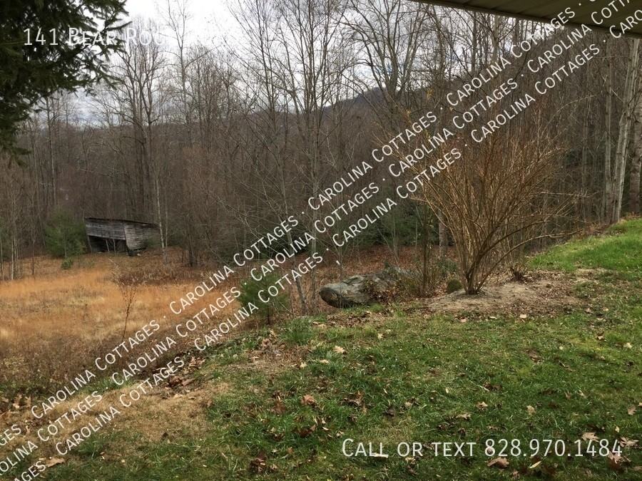 141 Bear Rock Rd - Photo 5 of 16