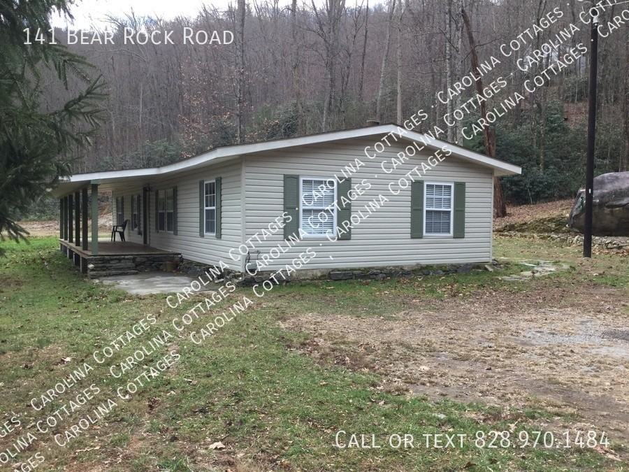 141 Bear Rock Rd - Photo 7 of 16