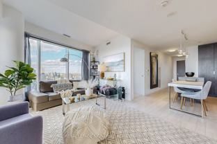 197 Yonge Street #5811 - Photo 1 of 1