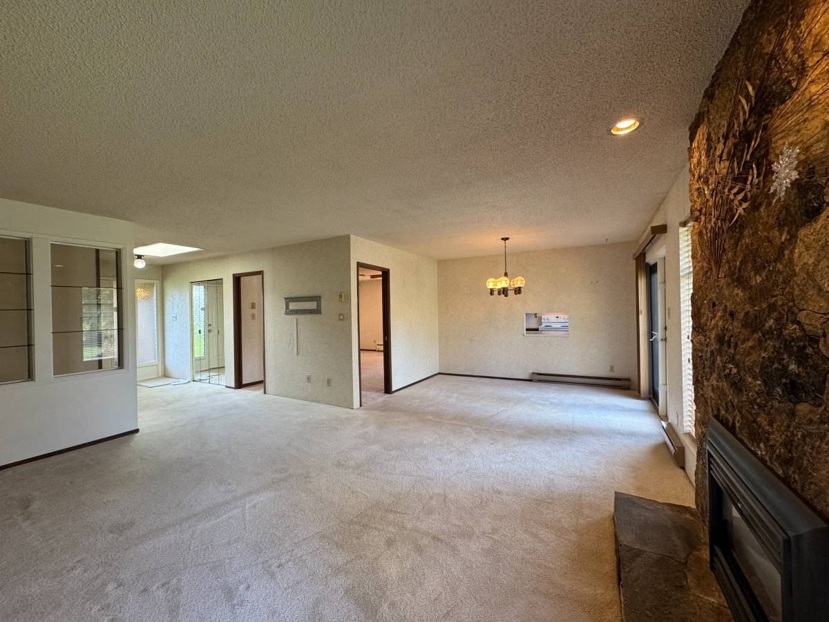 6611 Francis Road - Photo 2 of 24