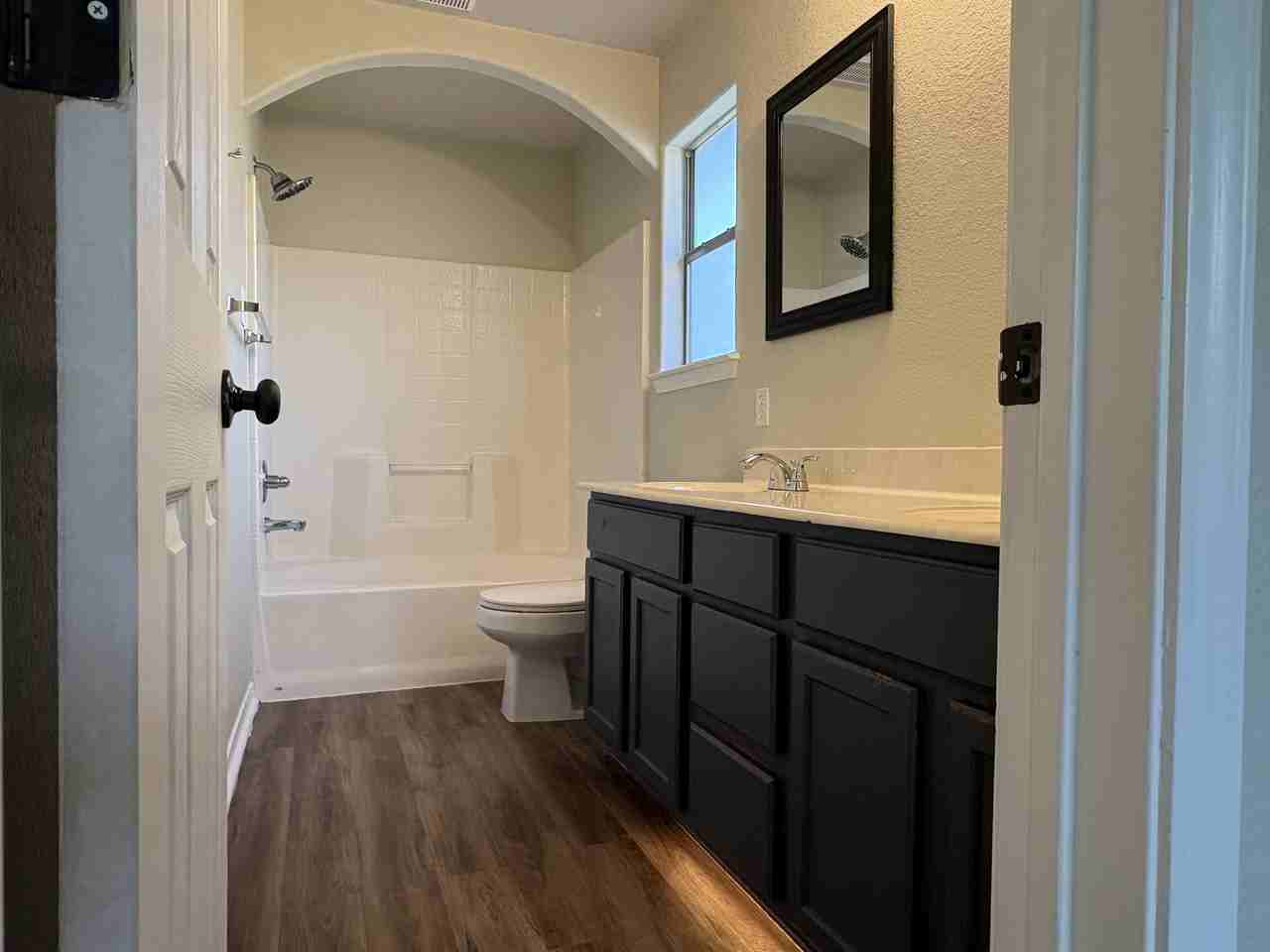 711 Jorgette Dr - Photo 5 of 11