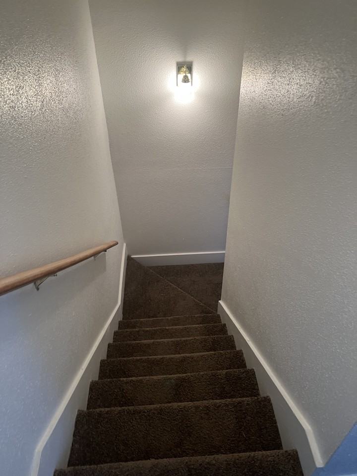 155 Sprucewood Ln #D - Photo 4 of 4