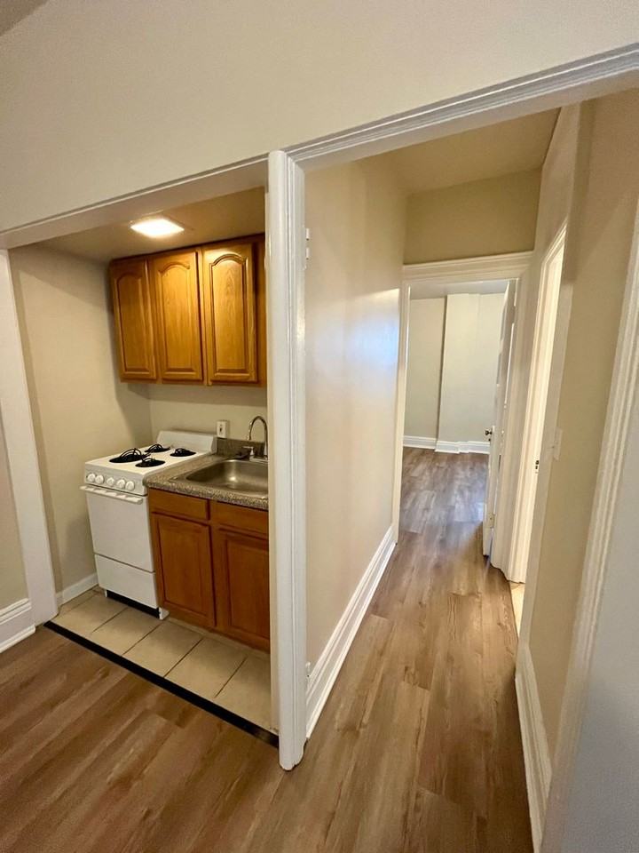 140 NORTH STREET - Photo 4 of 15