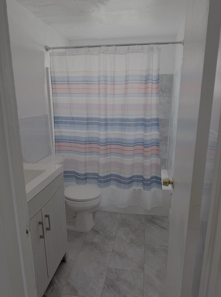 3701 Sw 59th Ter #11 - Photo 4 of 7