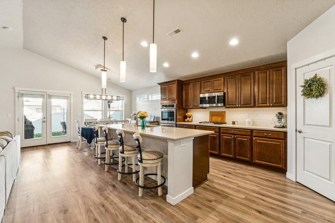 4233 N Price Ave - Photo 6 of 20