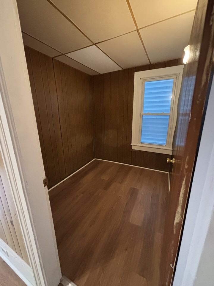 140 Congress St #140-2 - Photo 4 of 16